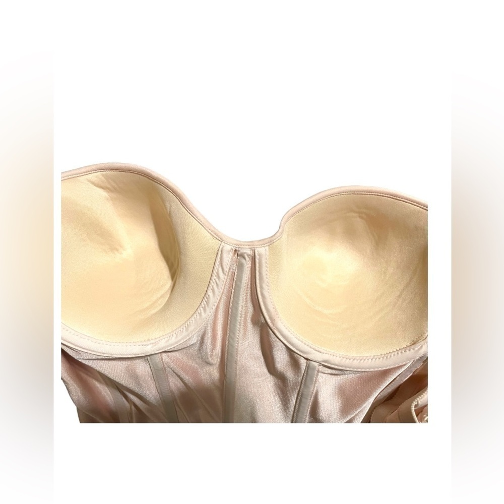 CARNIVAL Size 40B Invisible Full Coverage Torsolette beige nude 52520206 - Picture 2 of 9
